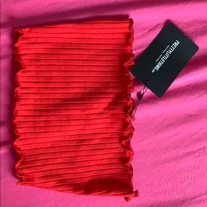 red rib frill hem bandeau crop top